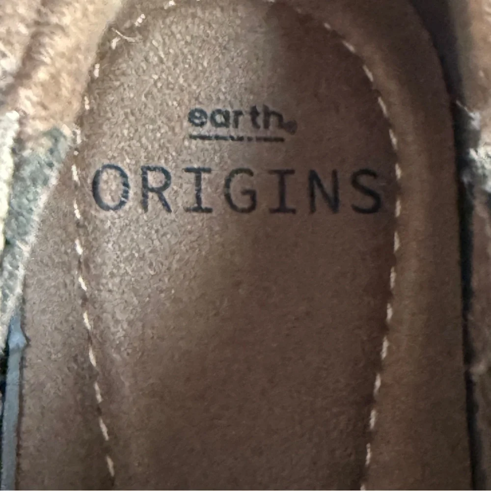 Earth Originals Dayana Women’s Brown Slip-on Boots Faux Suede Size 6.5